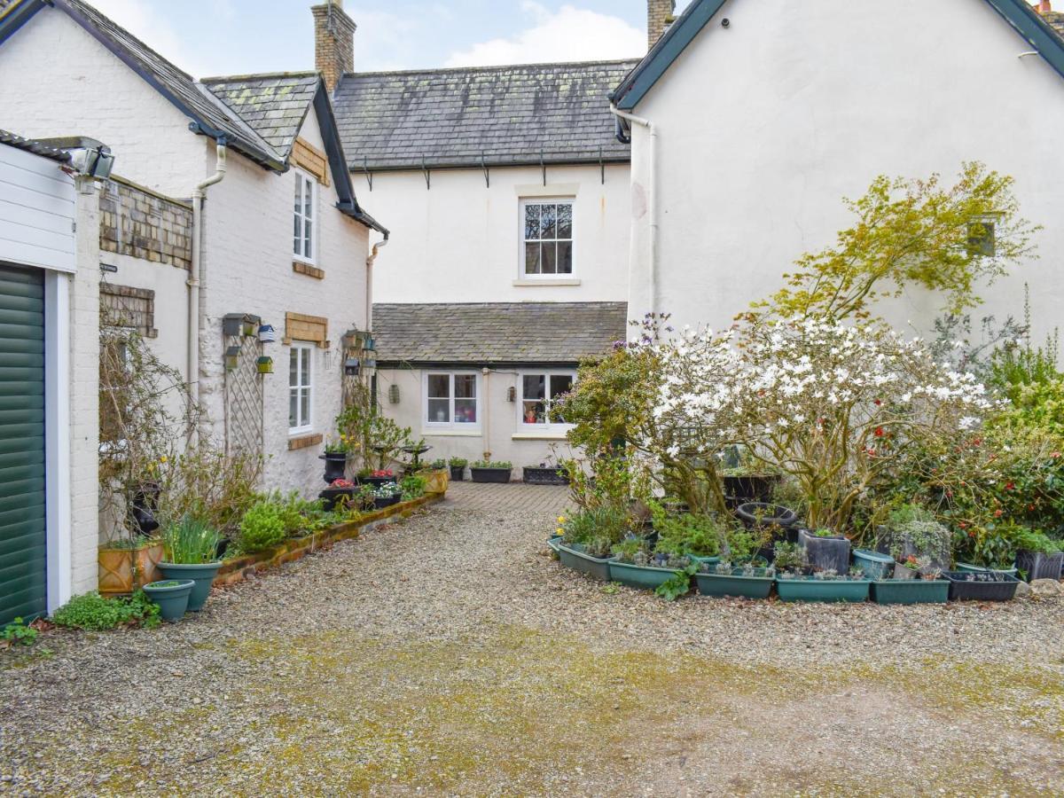 The Tower Cottage Llangollen Exterior foto